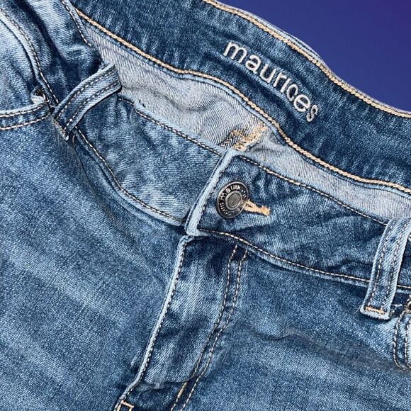 Plus Size Maurices Mid Rise Faded Denim Shorts Size 18W #36 - Picture 3 of 4